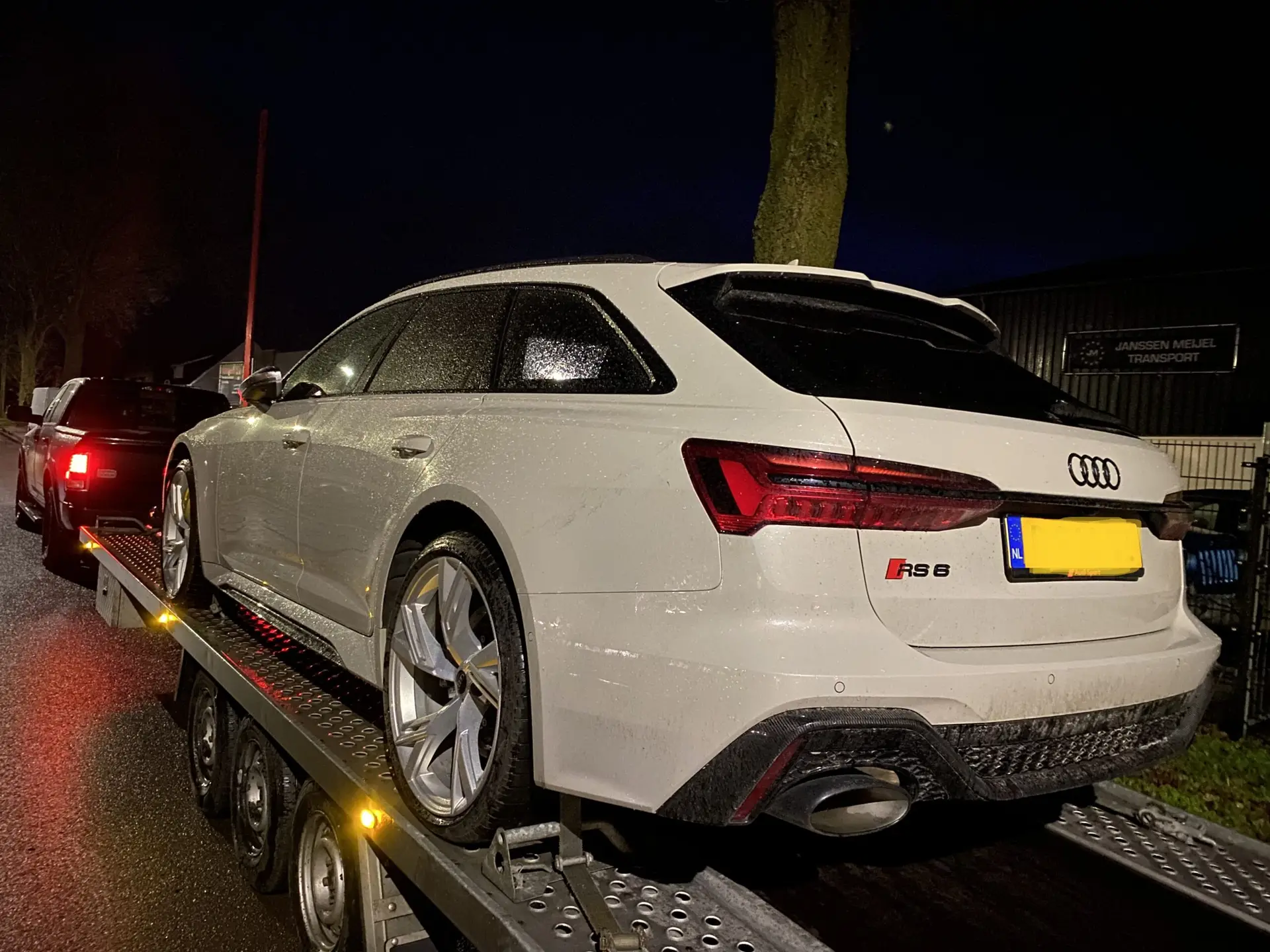 Audi RS6 Exclusieve autotransport Stedenburgtransport Europa