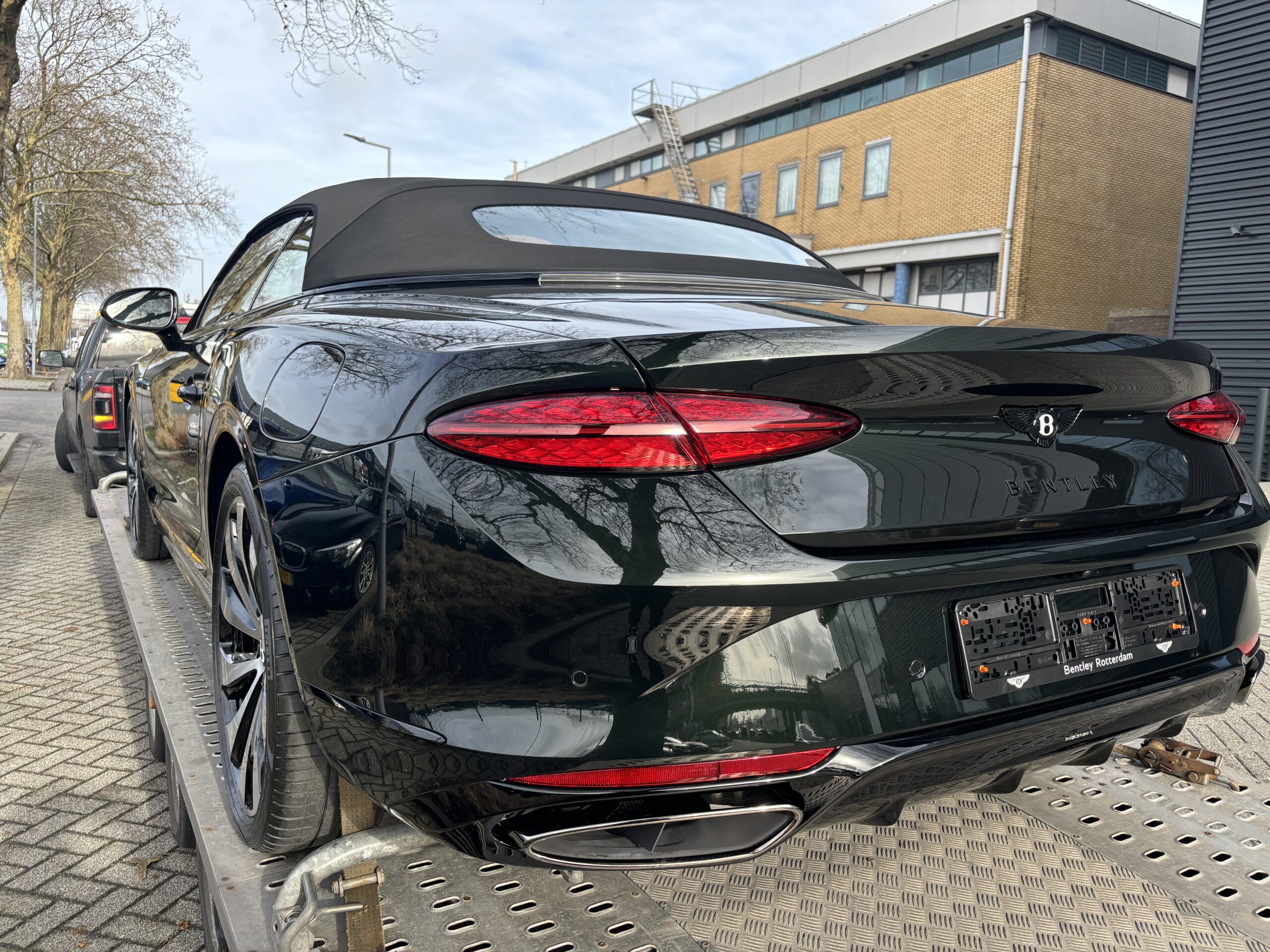 Bentley GTC Transport